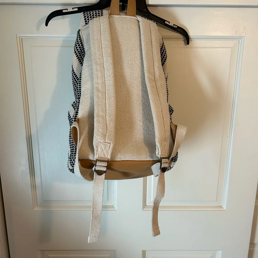 Universal Thread boho backpack - Picture 5 of 10